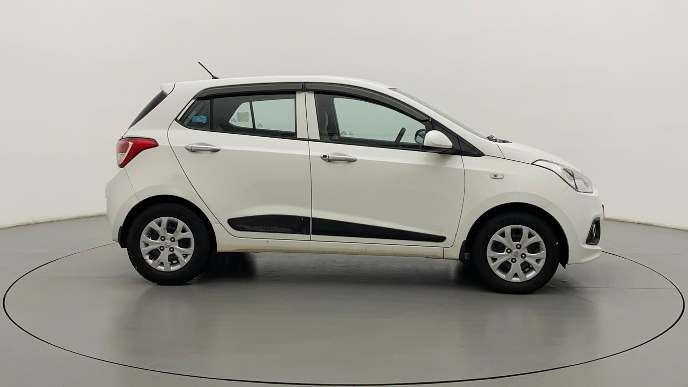 2015 Hyundai Grand i10 MAGNA 1.2 KAPPA VTVT, Petrol, Manual, 66,617 km, Right Side View