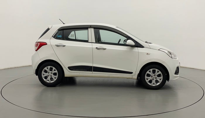 2015 Hyundai Grand i10 MAGNA 1.2 KAPPA VTVT, Petrol, Manual, 66,617 km, Right Side View