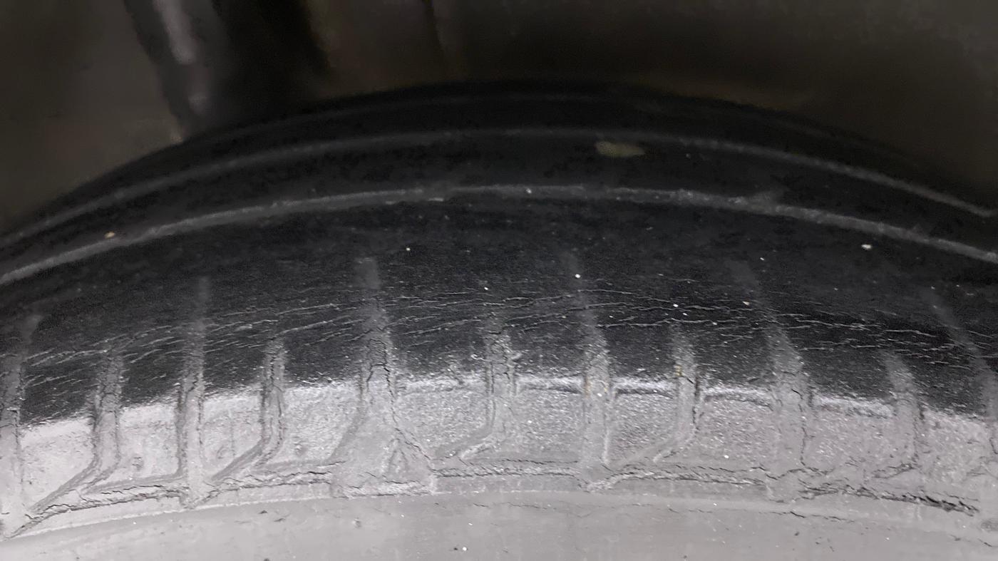 2013 Honda City 1.5L I-VTEC E MT, Petrol, Manual, 94,576 km, Right Rear Tyre Tread