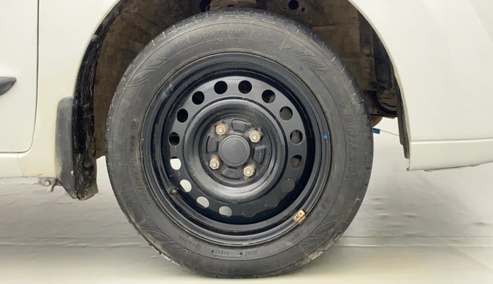 2010 Maruti Wagon R 1.0 VXI, Petrol, Manual, 61,569 km, Right Front Wheel