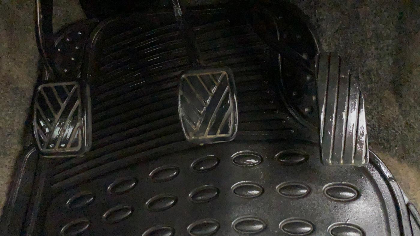 2010 Maruti Wagon R 1.0 VXI, Petrol, Manual, 61,569 km, Pedals