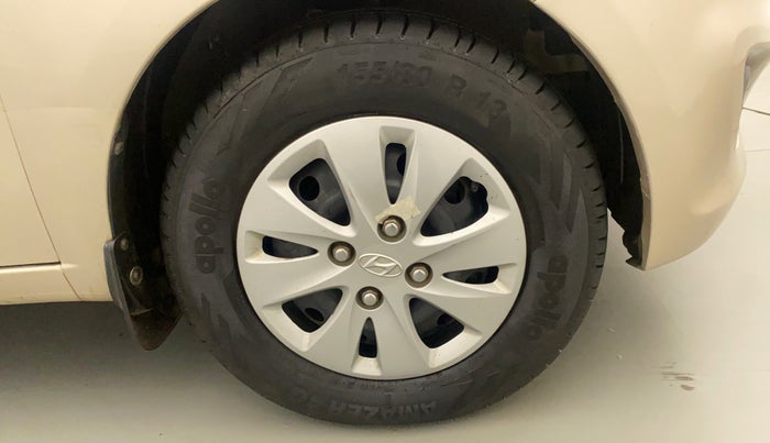 2011 Hyundai i10 SPORTZ 1.2, Petrol, Manual, 30,522 km, Right Front Wheel