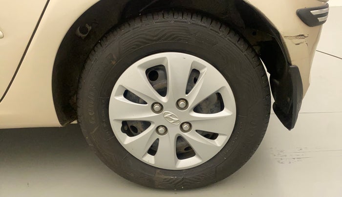 2011 Hyundai i10 SPORTZ 1.2, Petrol, Manual, 30,522 km, Left Rear Wheel