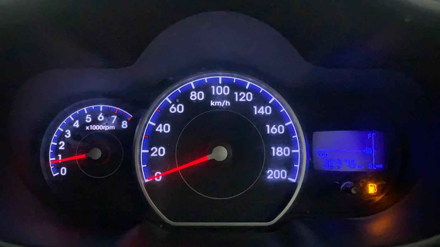 2011 Hyundai i10 SPORTZ 1.2, Petrol, Manual, 30,522 km, Odometer Image