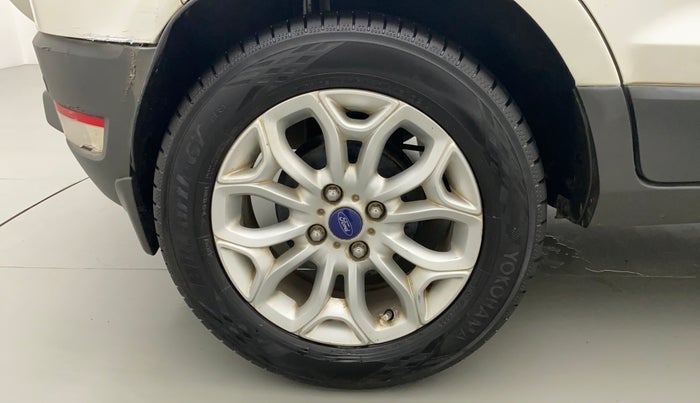 2016 Ford Ecosport TITANIUM 1.5L PETROL AT, CNG, Automatic, 51,228 km, Right Rear Wheel
