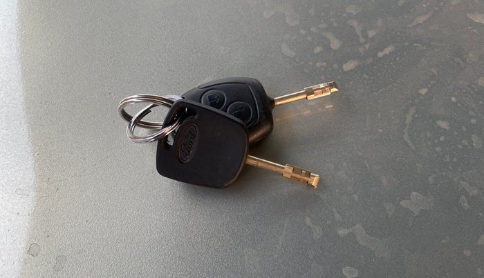 2014 Ford Figo TITANIUM 1.2 PETROL, Petrol, Manual, 18,257 km, Key Close Up