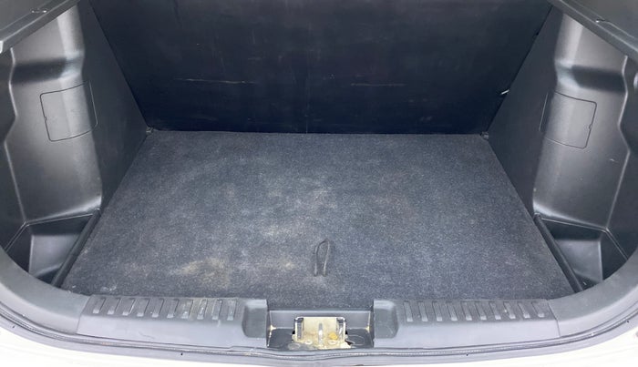 2020 Maruti Vitara Brezza VDI, Diesel, Manual, 29,614 km, Boot Inside