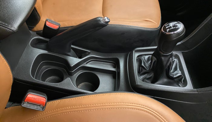 2020 Maruti Vitara Brezza VDI, Diesel, Manual, 29,614 km, Gear Lever