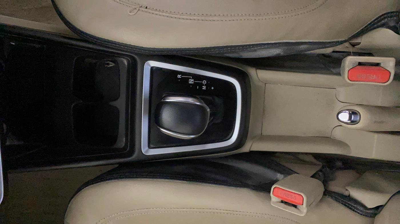 2019 Maruti Dzire ZXI PLUS AMT, CNG, Automatic, 96,062 km, Gear Lever