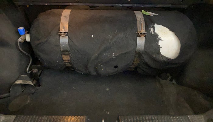 2019 Maruti Dzire ZXI PLUS AMT, CNG, Automatic, 96,062 km, Boot Inside