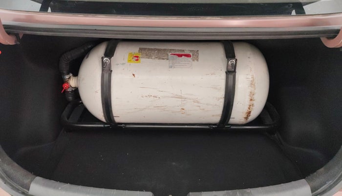 2022 Hyundai AURA S 1.2 CNG, CNG, Manual, 27,951 km, Boot Inside