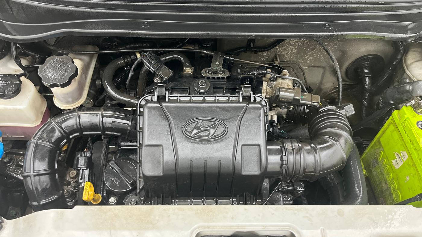2015 Hyundai Eon D-LITE+, Petrol, Manual, 76,595 km, Engine View