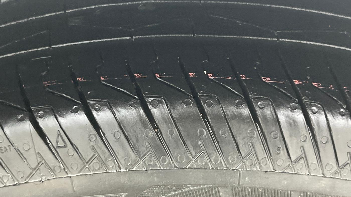 2015 Hyundai Eon D-LITE+, Petrol, Manual, 76,595 km, Left Rear Tyre Tread