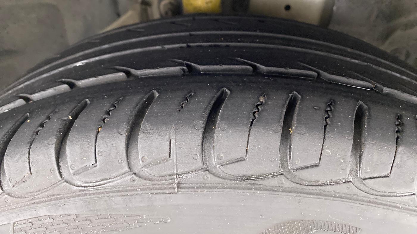 2020 Ford Ecosport 1.5TITANIUM TDCI, Diesel, Manual, 54,121 km, Right Front Tyre Tread