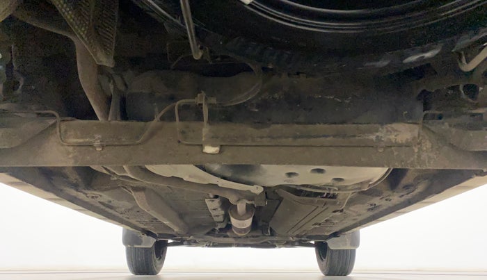 2017 Renault Duster RXL PETROL, Petrol, Manual, 40,296 km, Rear Underbody