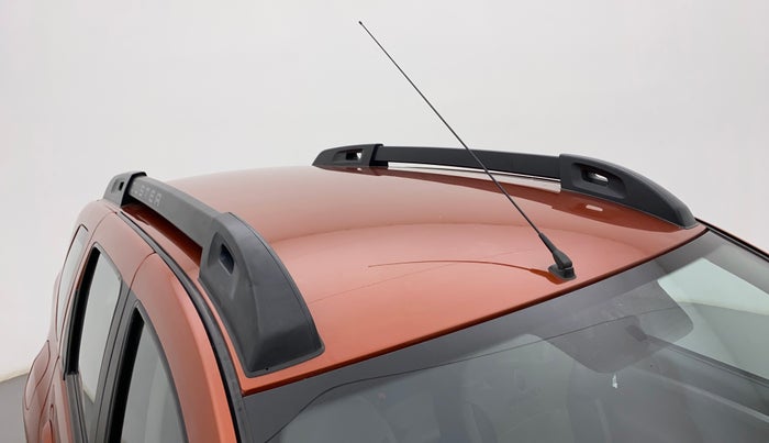 2017 Renault Duster RXL PETROL, Petrol, Manual, 40,296 km, Roof