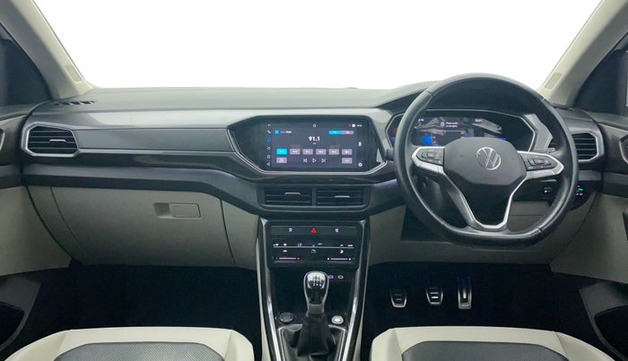 2022 Volkswagen TAIGUN TOPLINE 1.0 TSI MT, Petrol, Manual, 27,861 km, Dashboard