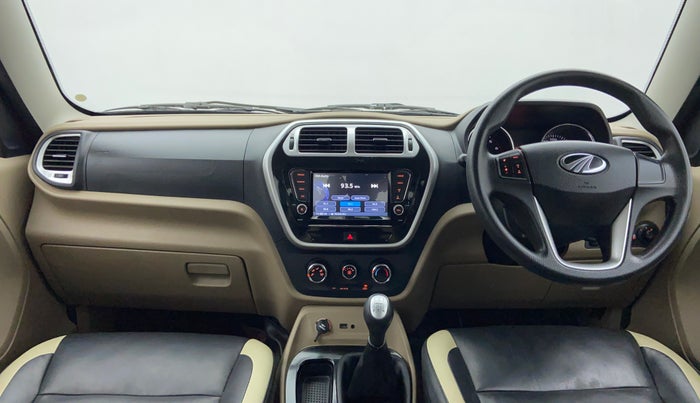 2018 Mahindra TUV300 T 10 MT Dual Tone, Diesel, Manual, 30,068 km, Dashboard