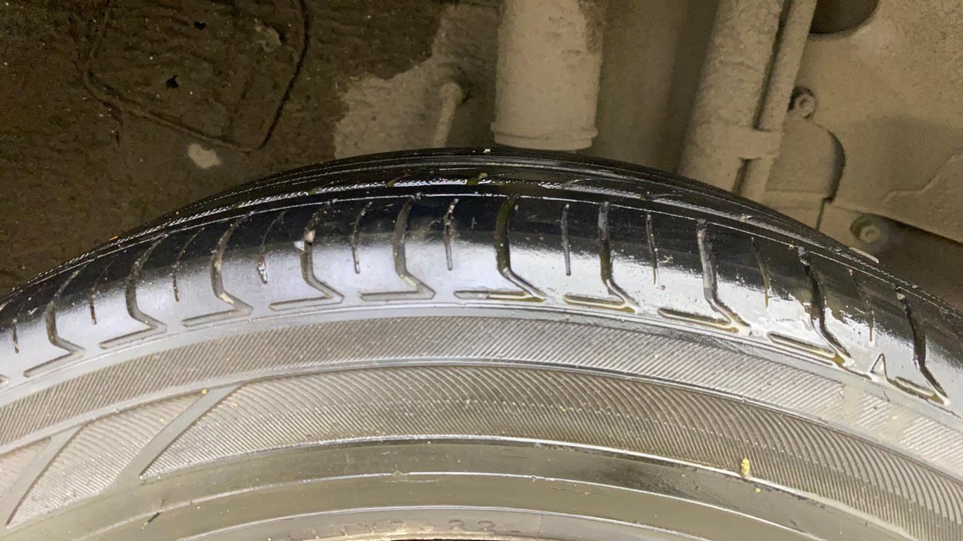 2018 Tata NEXON XM PETROL, Petrol, Manual, 98,175 km, Left Rear Tyre Tread
