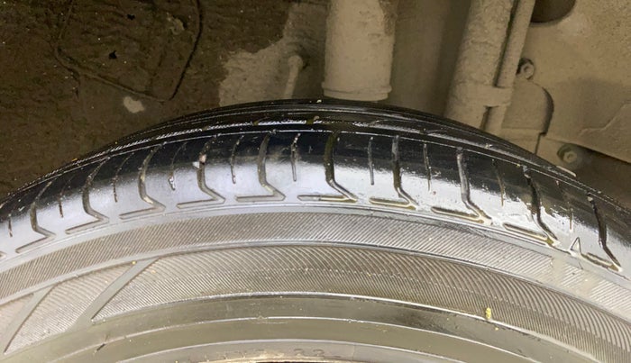2018 Tata NEXON XM PETROL, Petrol, Manual, 98,175 km, Left Rear Tyre Tread