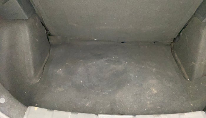 2018 Tata NEXON XM PETROL, Petrol, Manual, 98,175 km, Boot Inside