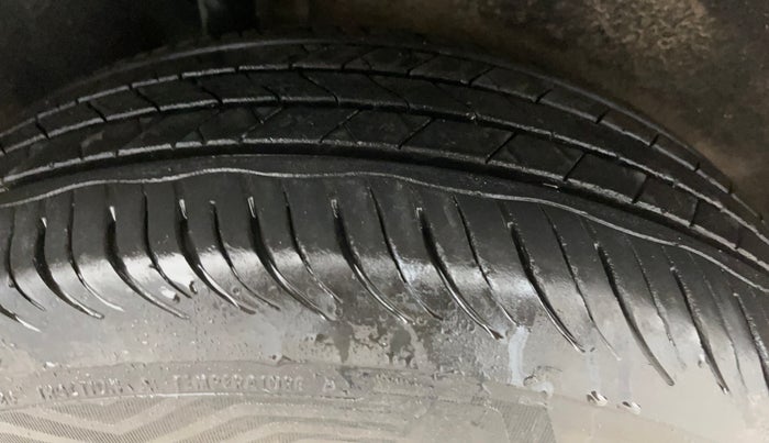 2018 Ford Ecosport TITANIUM + 1.5L PETROL AT, Petrol, Automatic, 88,763 km, Right Rear Tyre Tread