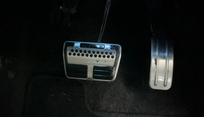 2018 Ford Ecosport TITANIUM + 1.5L PETROL AT, Petrol, Automatic, 88,763 km, Pedals