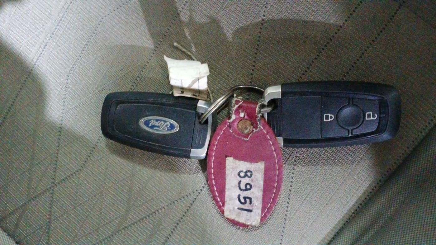 2021 Ford Ecosport TITANIUM 1.5L DIESEL, Diesel, Manual, 1,53,420 km, Key Close Up