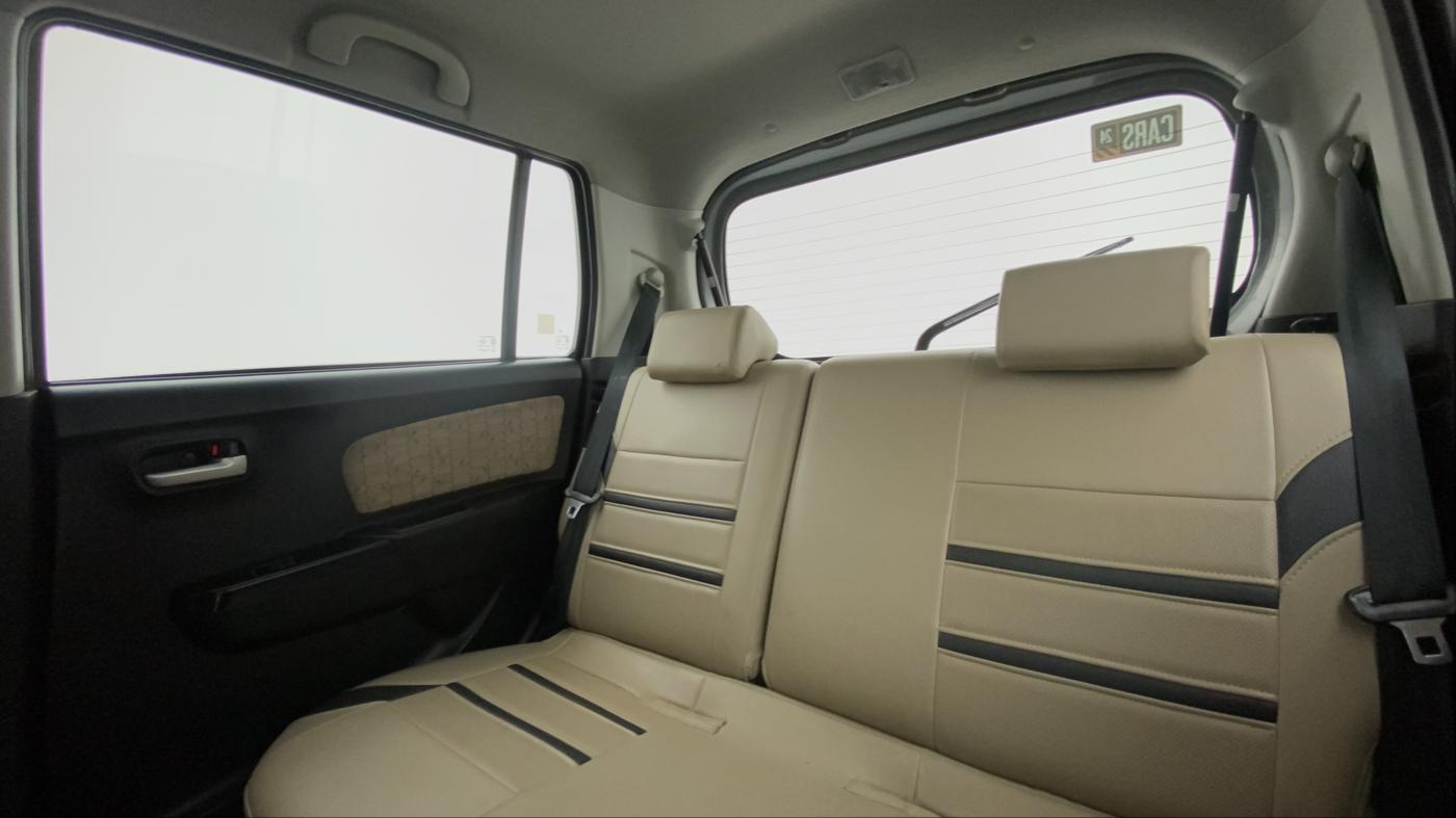 2017 Maruti Wagon R 1.0 VXI, Petrol, Manual, 22,529 km, Right Side Rear Door Cabin