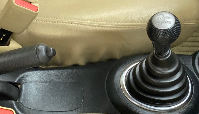 2017 Honda Amaze 1.2L I-VTEC S, Petrol, Manual, 41,018 km, Gear Lever