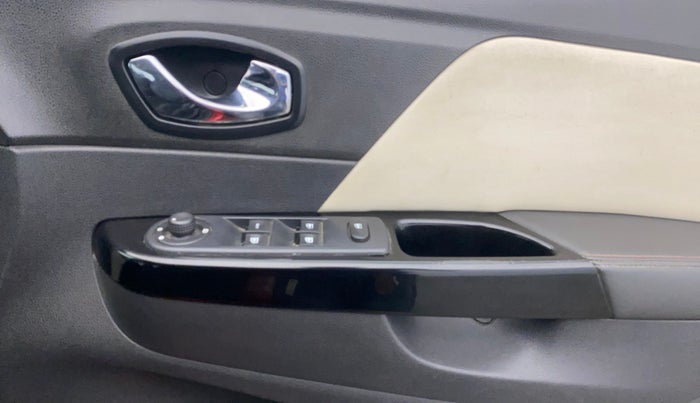 2019 Renault Captur PLATINE DIESEL , Diesel, Manual, 88,407 km, Driver Side Door Panels Control