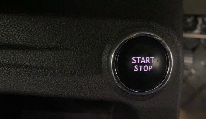 2019 Renault Captur PLATINE DIESEL , Diesel, Manual, 88,407 km, Keyless Start/ Stop Button