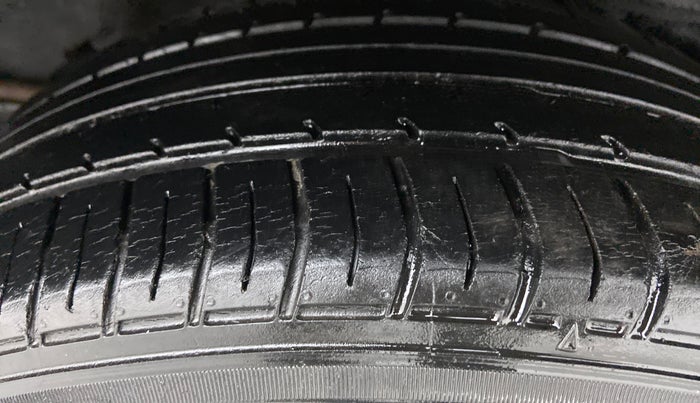 2017 Toyota Corolla Altis VL AT, Petrol, Automatic, 34,919 km, Left Rear Tyre Tread