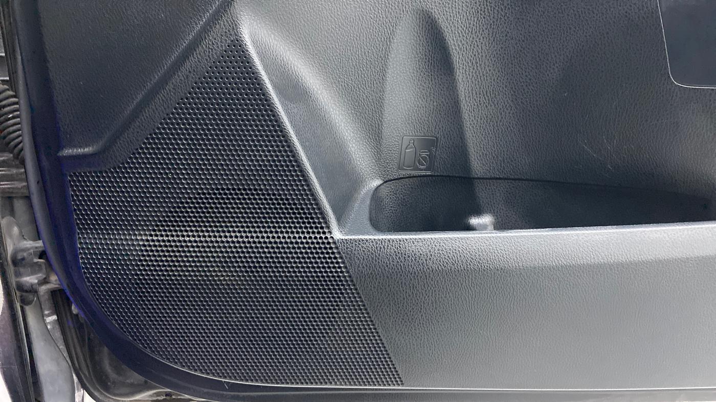 2017 Toyota Corolla Altis VL AT, Petrol, Automatic, 34,919 km, Speaker