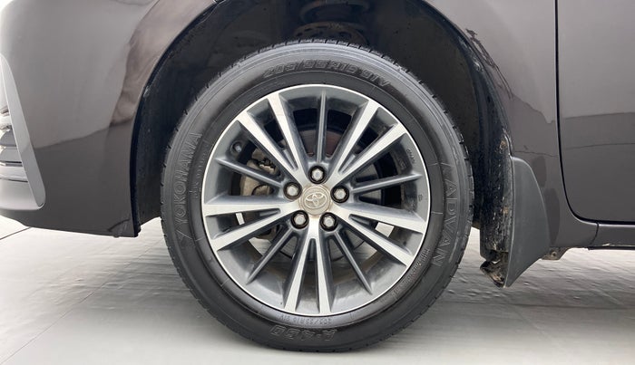 2017 Toyota Corolla Altis VL AT, Petrol, Automatic, 34,919 km, Left Front Wheel