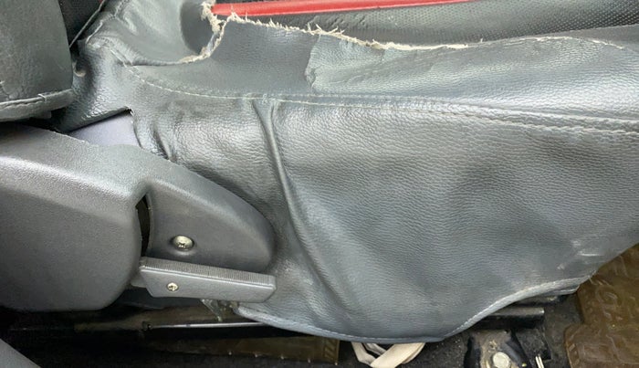 2016 Maruti Alto 800 LXI CNG AIRBAG, CNG, Manual, 99,079 km, Driver Side Adjustment Panel