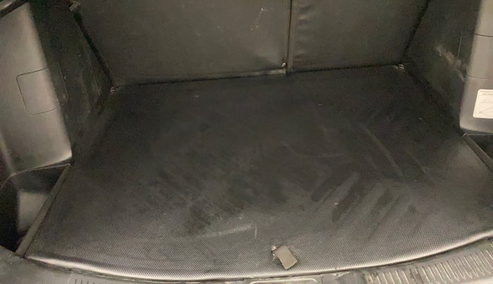 2019 Maruti S Cross ZETA 1.3, Diesel, Manual, 1,25,199 km, Boot Inside