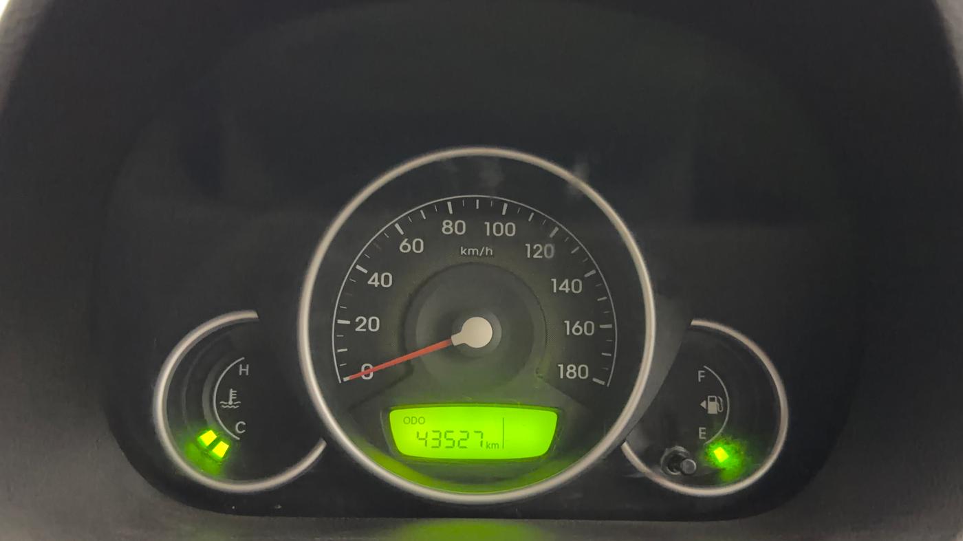 2015 Hyundai Eon MAGNA +, Petrol, Manual, 43,518 km, Odometer Image