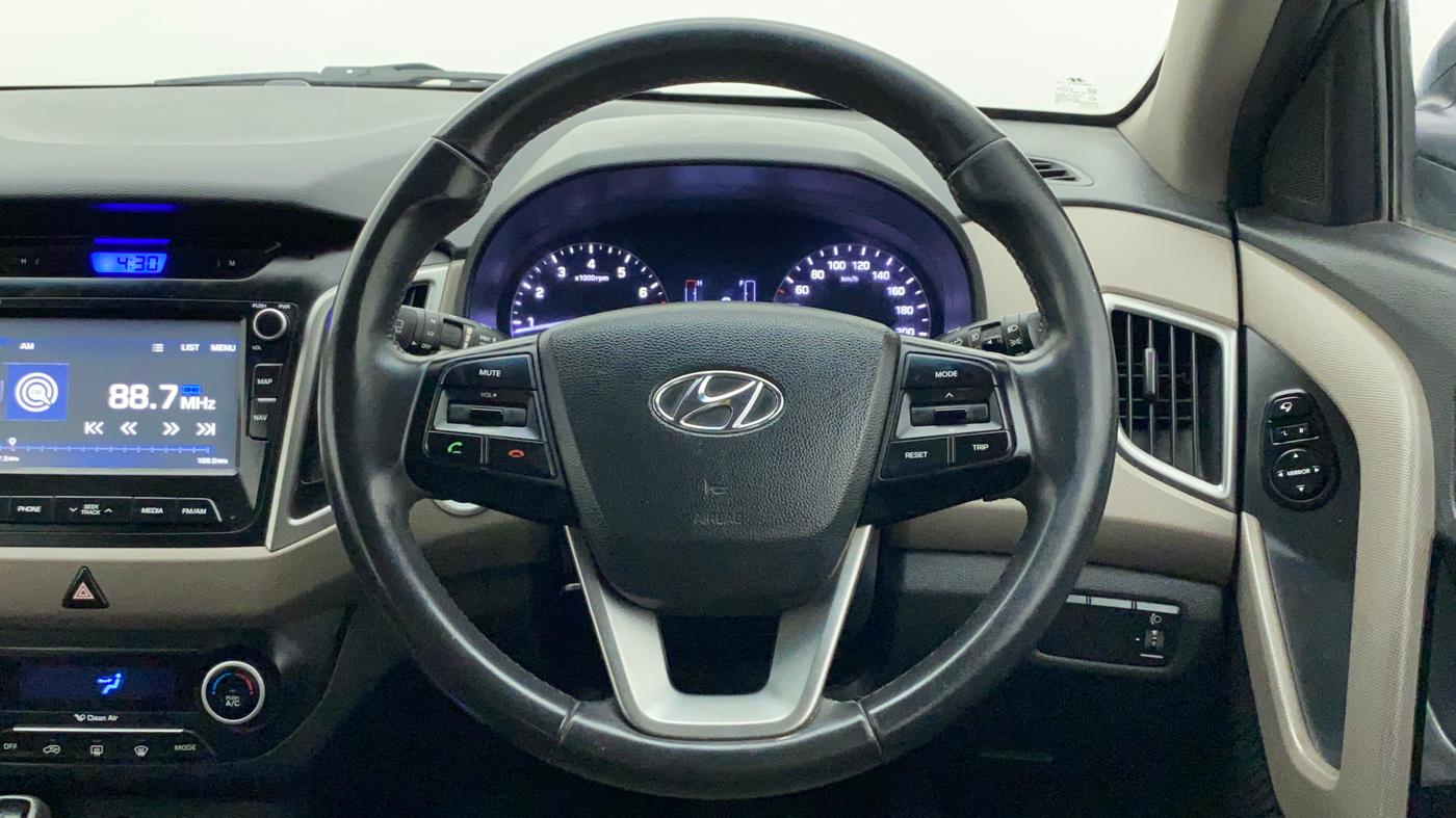2016 Hyundai Creta SX PLUS AT 1.6 PETROL, Petrol, Automatic, 50,635 km, Steering Wheel Close Up