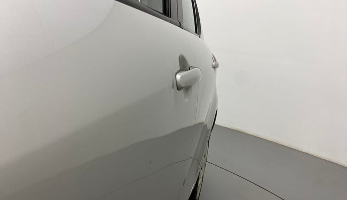 2013 Maruti Swift VXI, Petrol, Manual, 50,824 km, Front passenger door - Slightly dented