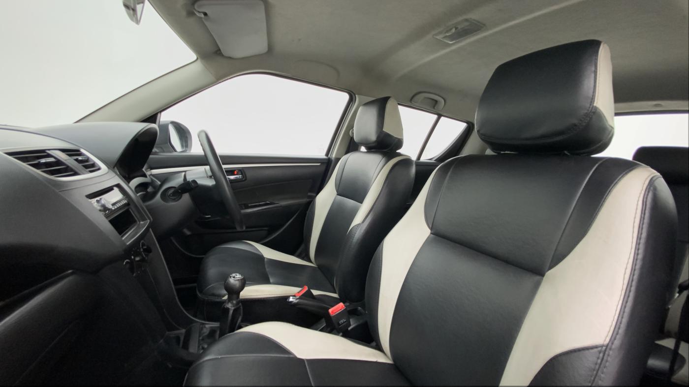 2013 Maruti Swift VXI, Petrol, Manual, 50,824 km, Right Side Front Door Cabin