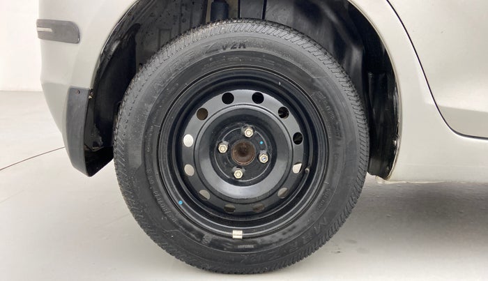 2013 Maruti Swift VXI, Petrol, Manual, 50,824 km, Right Rear Wheel