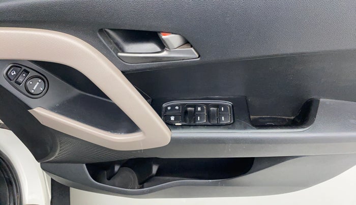 2017 Hyundai Creta 1.6 CRDI SX PLUS AUTO, Diesel, Automatic, 90,205 km, Driver Side Door Panels Controls