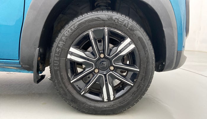 2022 Renault Kwid CLIMBER 1.0 AMT (O), Petrol, Automatic, 23,884 km, Right Front Wheel