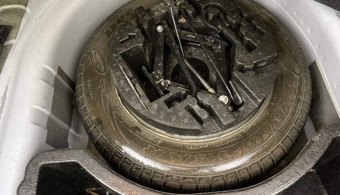 2017 Skoda Rapid AMBITION 1.6 MPI AT, Petrol, Automatic, 61,048 km, Spare Tyre