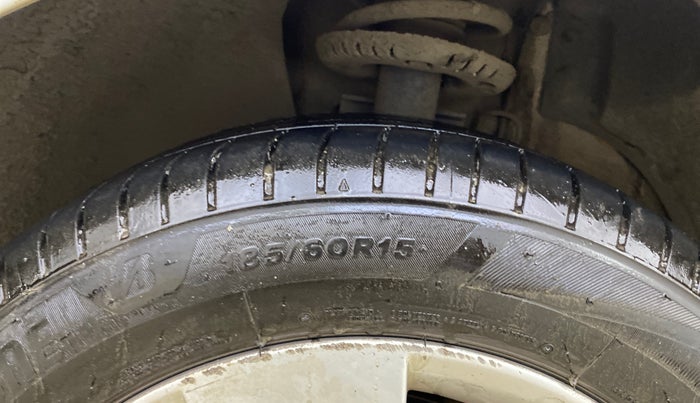 2017 Skoda Rapid AMBITION 1.6 MPI AT, Petrol, Automatic, 61,048 km, Left Front Tyre Tread