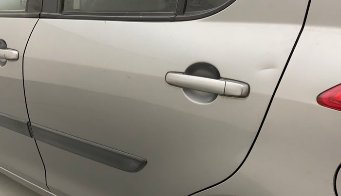 2015 Maruti Swift VXI, Petrol, Manual, 53,681 km, Rear left door - Minor scratches