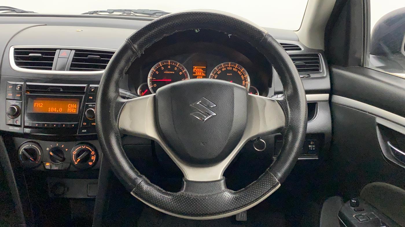 2015 Maruti Swift VXI, Petrol, Manual, 53,681 km, Steering Wheel Close Up