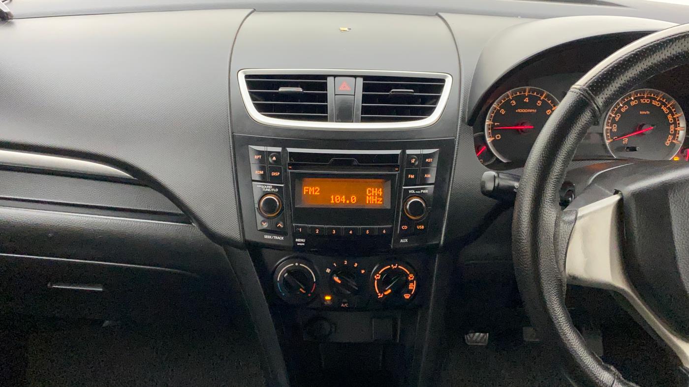 2015 Maruti Swift VXI, Petrol, Manual, 53,681 km, Air Conditioner