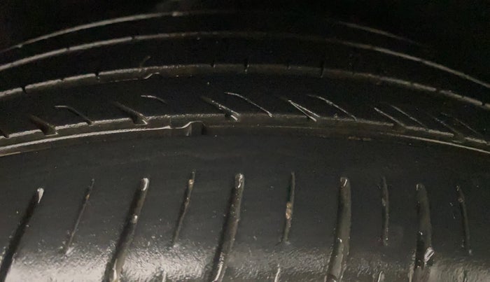 2019 Ford Ecosport TITANIUM + 1.5L PETROL AT, Petrol, Automatic, 46,365 km, Left Rear Tyre Tread